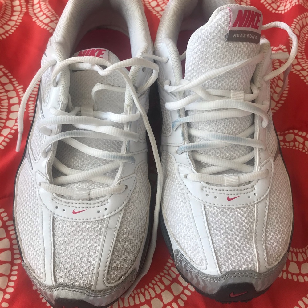 Nike Reax Run 5